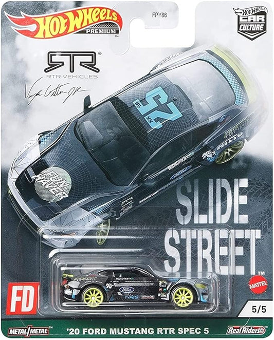 Hot Wheels 20 Ford Mustang RTR Spec 5